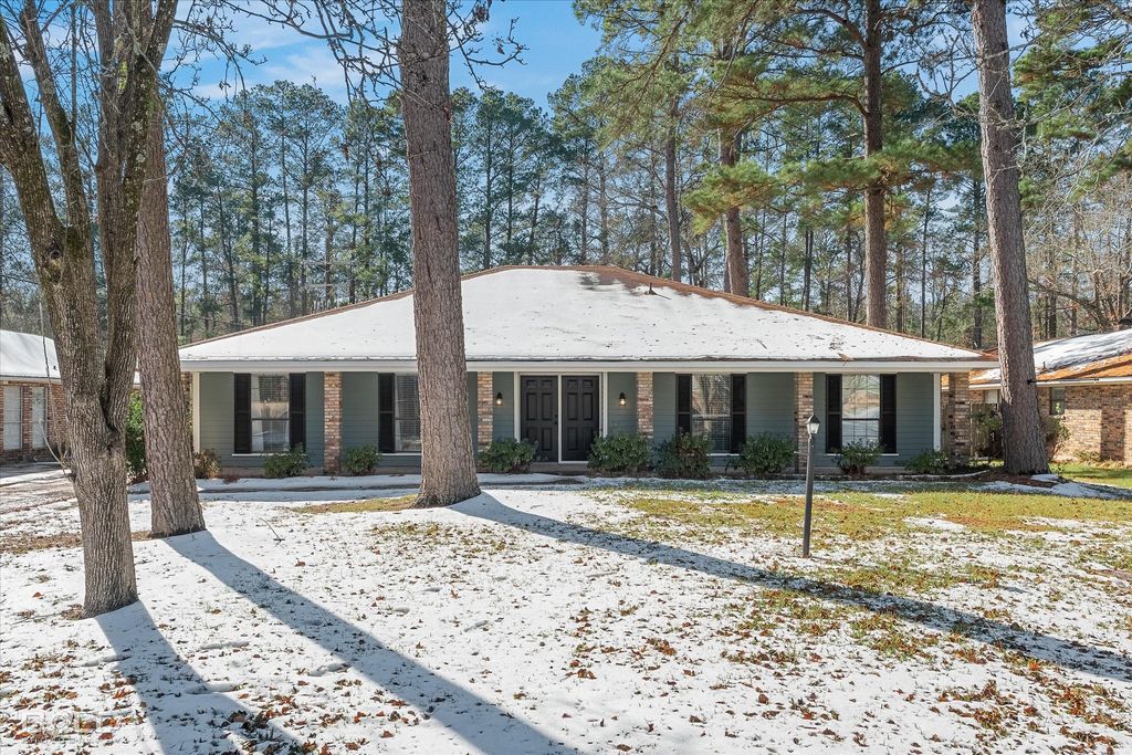 9910 Beaver Creek Drive, Shreveport, LA 71106