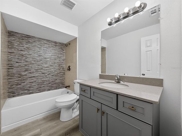 628 N DELMONTE COURT, Kissimmee, FL 34758