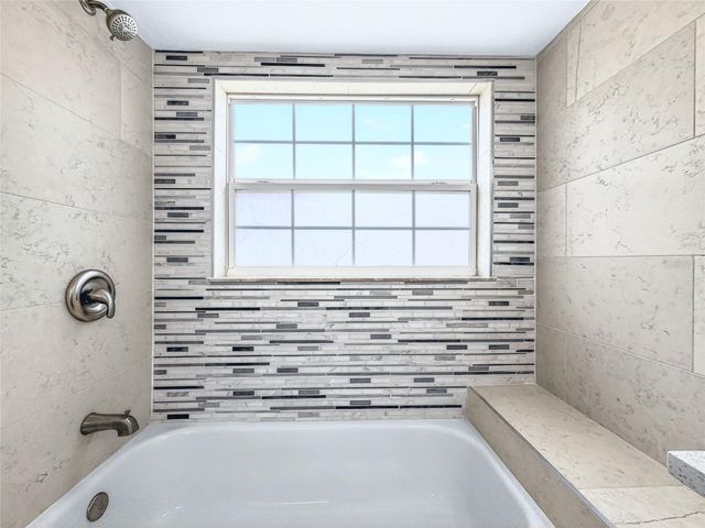 628 N DELMONTE COURT, Kissimmee, FL 34758