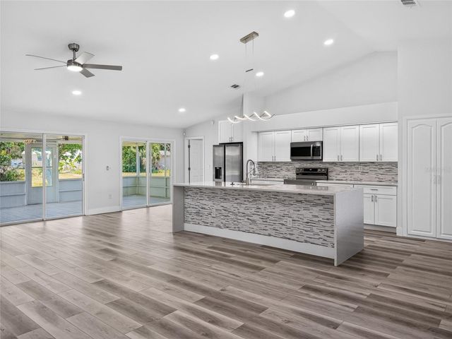 628 N DELMONTE COURT, Kissimmee, FL 34758