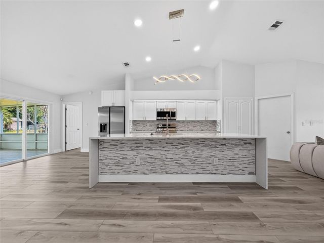 628 N DELMONTE COURT, Kissimmee, FL 34758