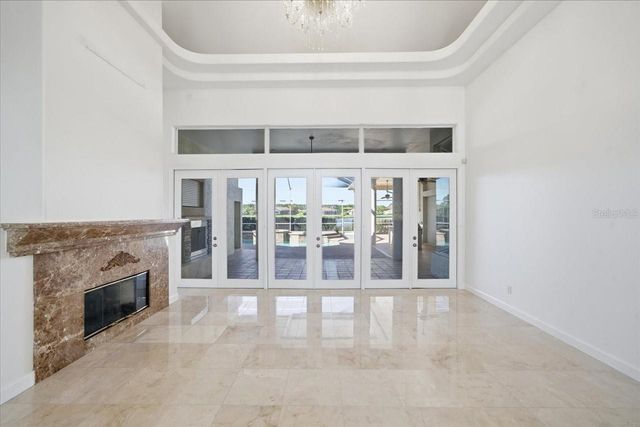 18634 AVENUE CAPRI, Lutz, FL 33558