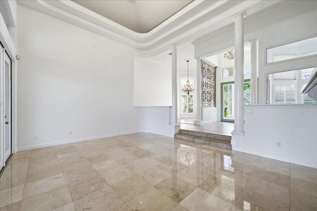 18634 AVENUE CAPRI, Lutz, FL 33558