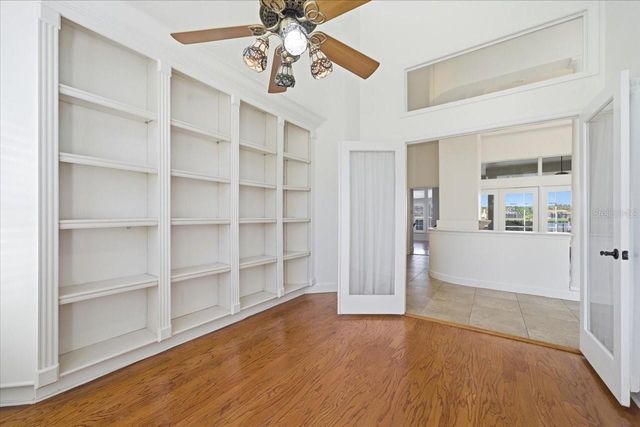 18634 AVENUE CAPRI, Lutz, FL 33558