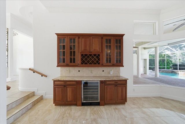 18634 AVENUE CAPRI, Lutz, FL 33558