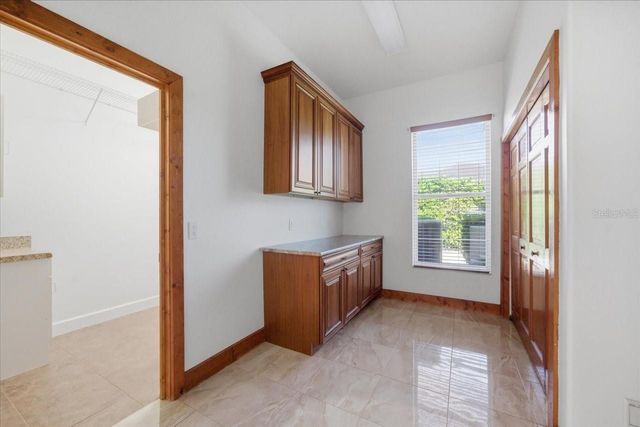 18634 AVENUE CAPRI, Lutz, FL 33558