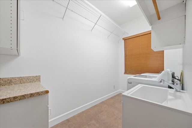 18634 AVENUE CAPRI, Lutz, FL 33558