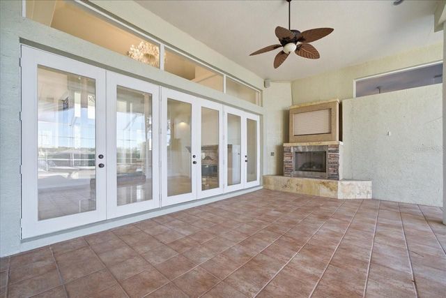 18634 AVENUE CAPRI, Lutz, FL 33558