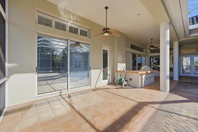 18634 AVENUE CAPRI, Lutz, FL 33558