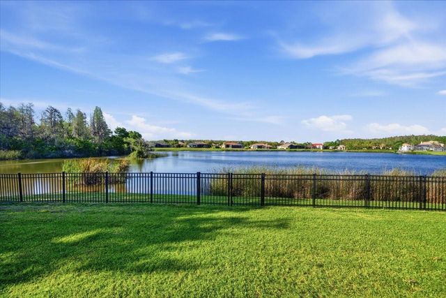 18634 AVENUE CAPRI, Lutz, FL 33558