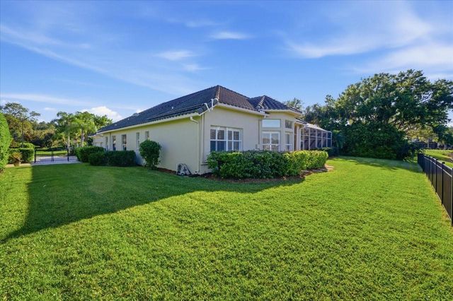 18634 AVENUE CAPRI, Lutz, FL 33558