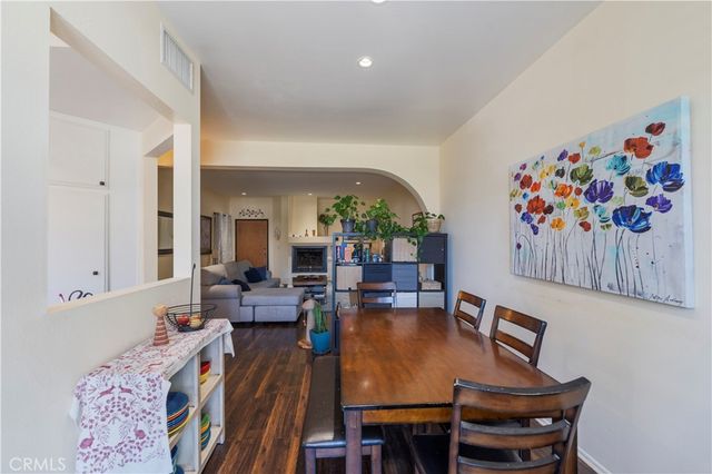 7211 Cozycroft 32, Winnetka, CA 91306