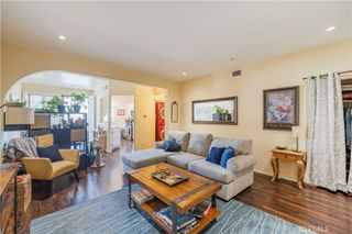 7211 Cozycroft 32, Winnetka, CA 91306