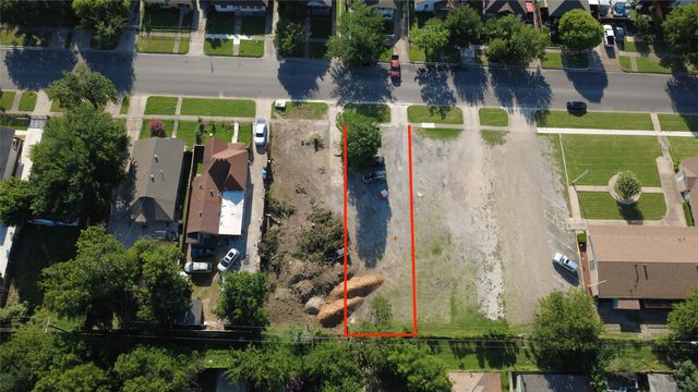 2213 Clinton Avenue, Fort Worth, TX 76164