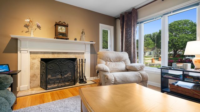 2423 Brendenwood Road, Rockford, IL 61107
