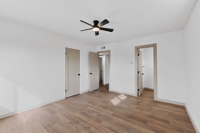 2032 Vermont Street NE, Albuquerque, NM 87110