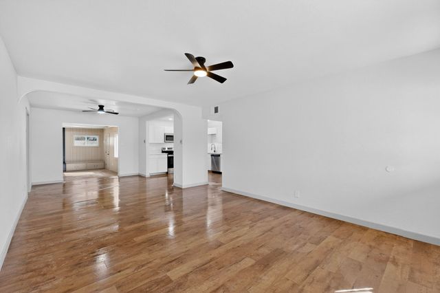 2032 Vermont Street NE, Albuquerque, NM 87110