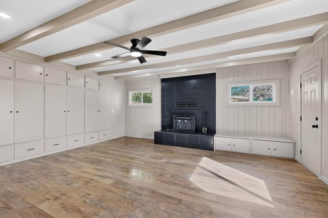 2032 Vermont Street NE, Albuquerque, NM 87110