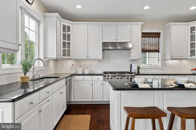 303 OLD LISETER RD, Newtown Square, PA 19073