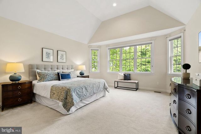 303 OLD LISETER RD, Newtown Square, PA 19073