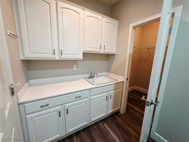 2237 Merrimack Valley Avenue, Henderson, NV 89044