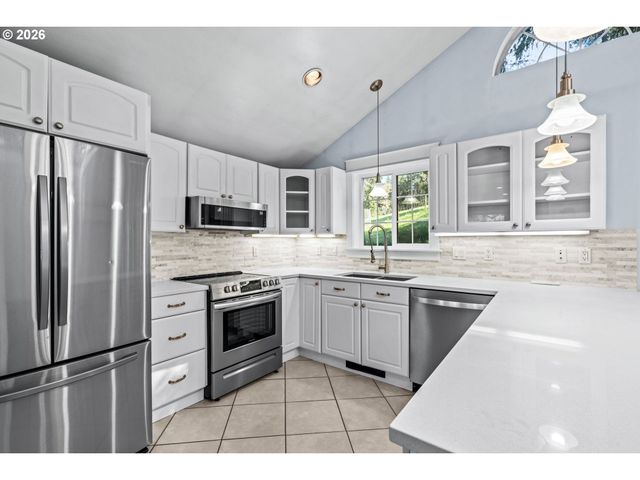 85061 TERRITORIAL Hwy, Eugene, OR 97402