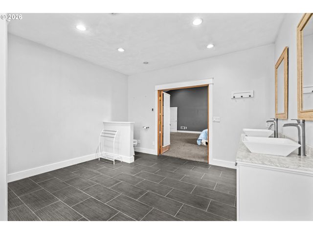 85061 TERRITORIAL Hwy, Eugene, OR 97402