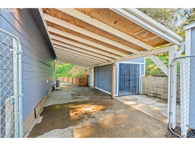 85061 TERRITORIAL Hwy, Eugene, OR 97402