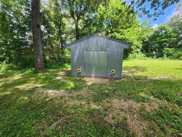 110 Peace Valley Road, Ash Flat, AR 72513