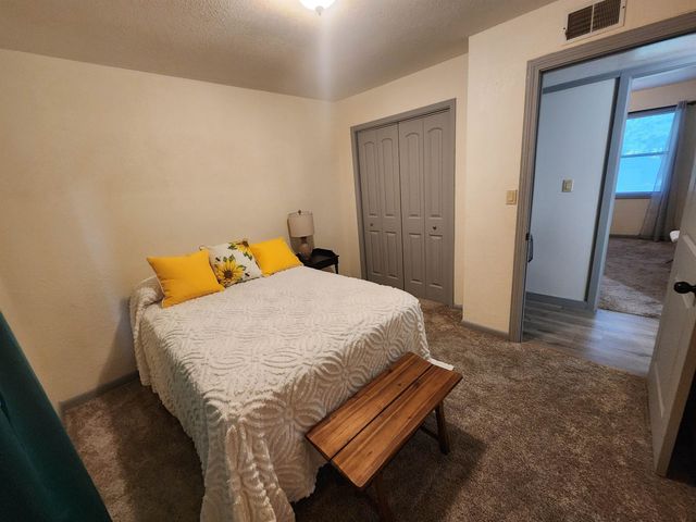 110 Peace Valley Road, Ash Flat, AR 72513