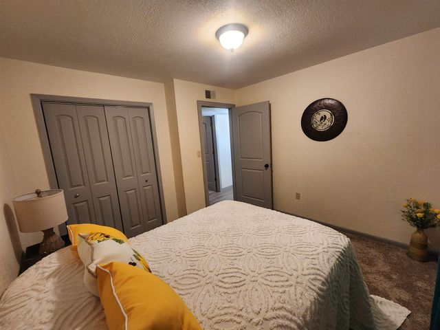 110 Peace Valley Road, Ash Flat, AR 72513