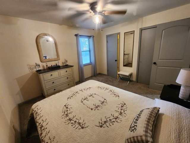 110 Peace Valley Road, Ash Flat, AR 72513