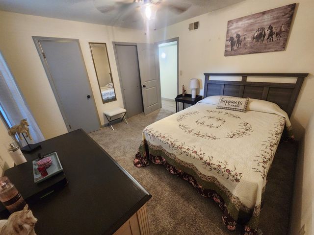 110 Peace Valley Road, Ash Flat, AR 72513