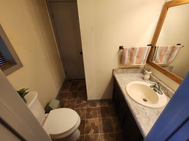 110 Peace Valley Road, Ash Flat, AR 72513