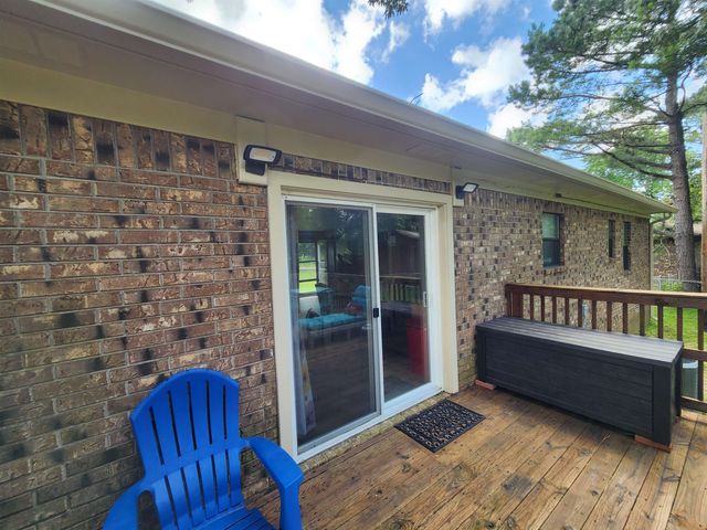 110 Peace Valley Road, Ash Flat, AR 72513