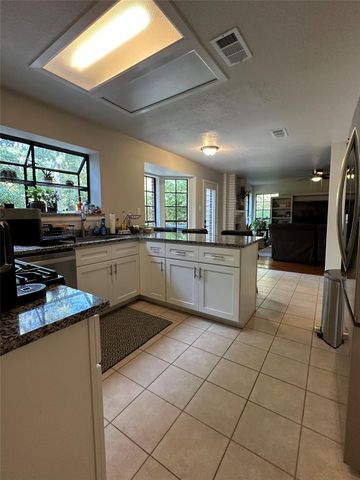 63 S Stony Bridge Circle, The Woodlands, TX 77381