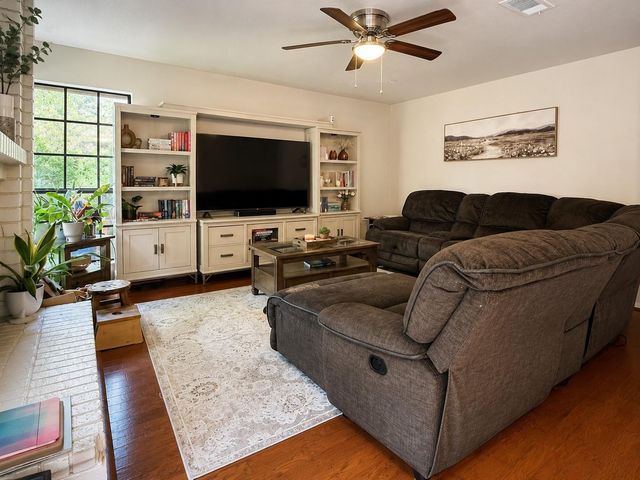 63 S Stony Bridge Circle, The Woodlands, TX 77381