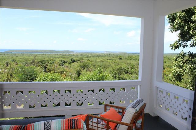 26 CASA COS, Vieques, PR 00765