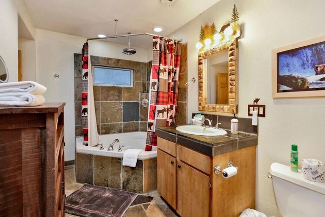 42665 Peregrine Avenue, Big Bear, CA 92315