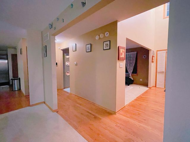 10409 Adler Cove, St. John, IN 46373