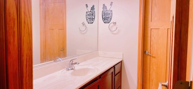 10409 Adler Cove, St. John, IN 46373