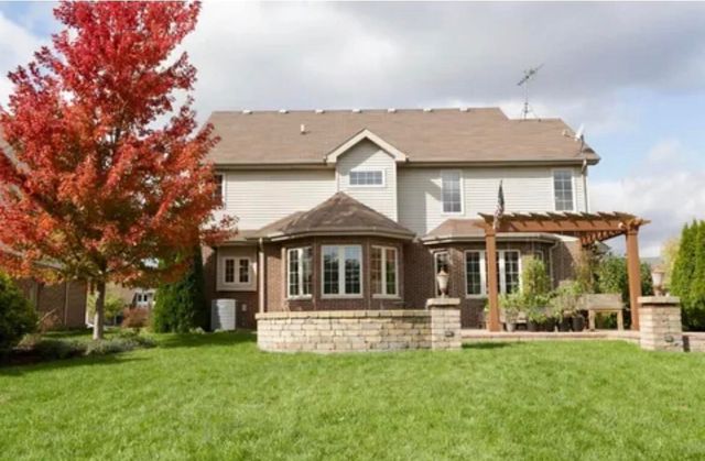 10409 Adler Cove, St. John, IN 46373