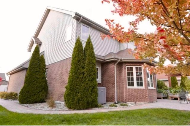 10409 Adler Cove, St. John, IN 46373