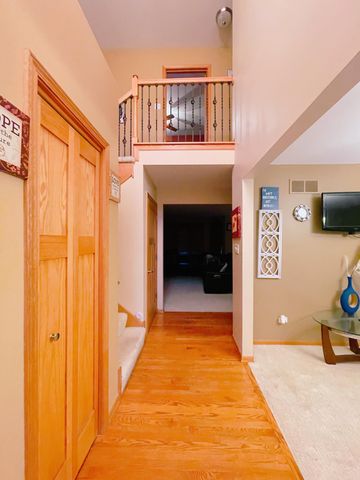 10409 Adler Cove, St. John, IN 46373