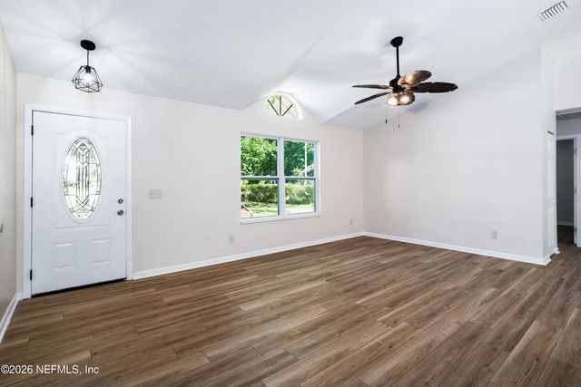 1225 BEE Street N, Orange Park, FL 32065
