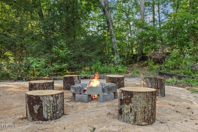 475 Flatwoods Road, Bluff City, TN 37618