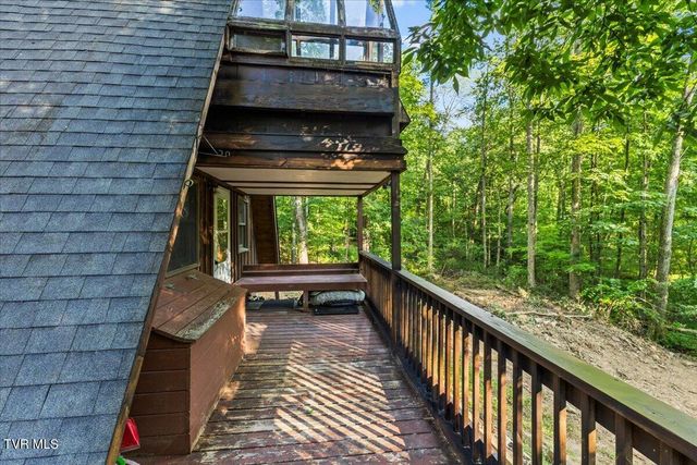 475 Flatwoods Road, Bluff City, TN 37618