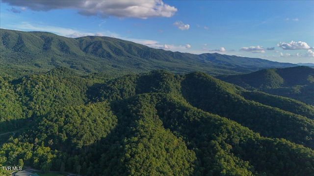 475 Flatwoods Road, Bluff City, TN 37618