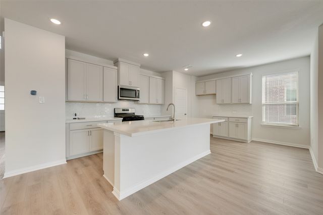 1128 Redcoat Drive, Forney, TX 75126