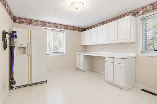 5431 Hilltop Avenue N, Lake Elmo, MN 55042